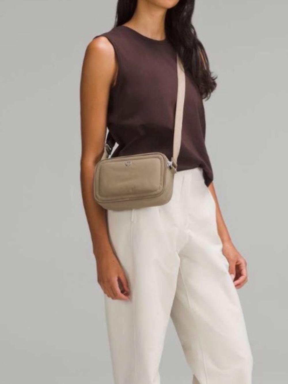 Lululemon Crossbody Camera Bag 2L – Tan Artifact color 🤎